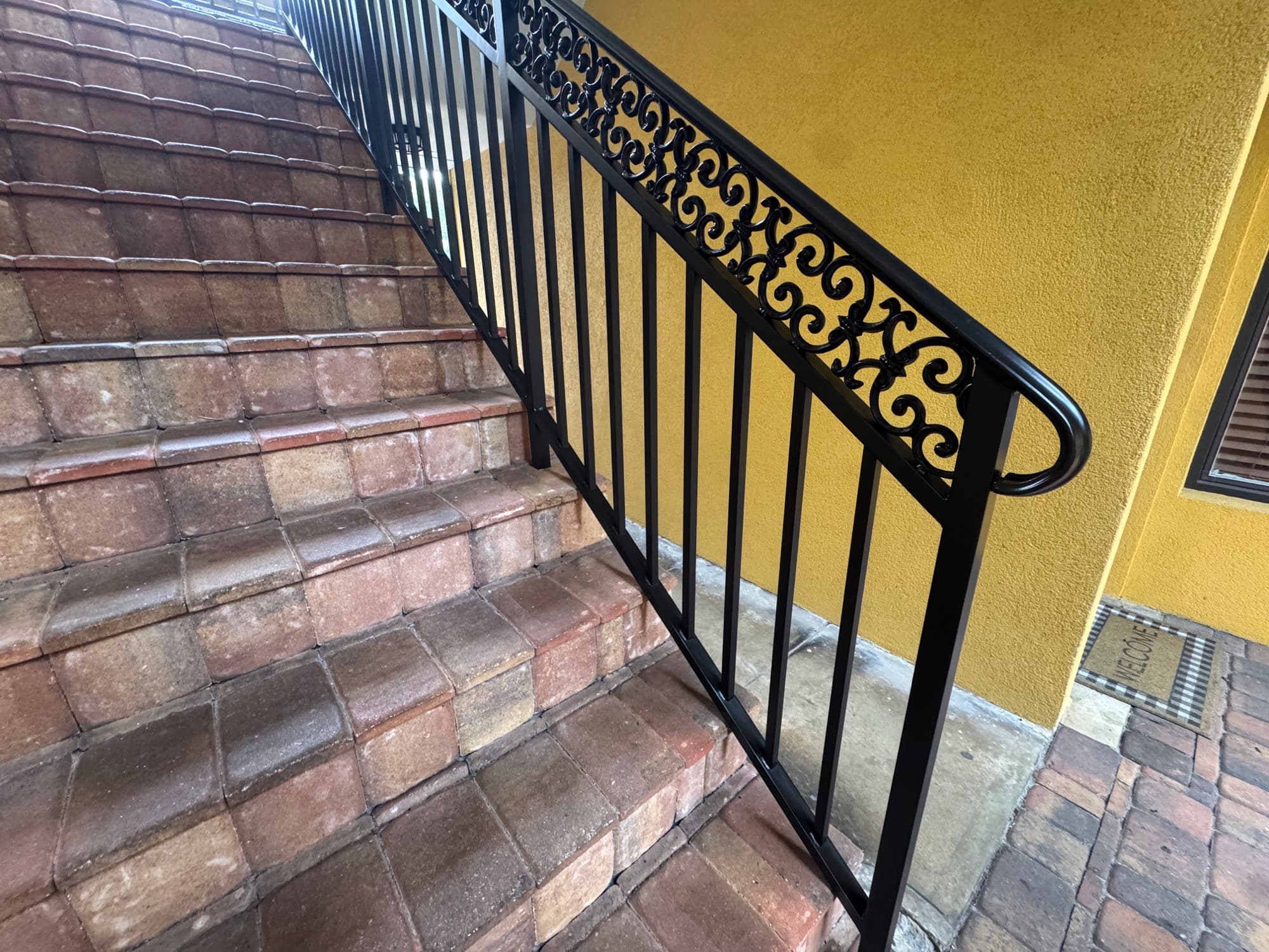 Exterior stair railing